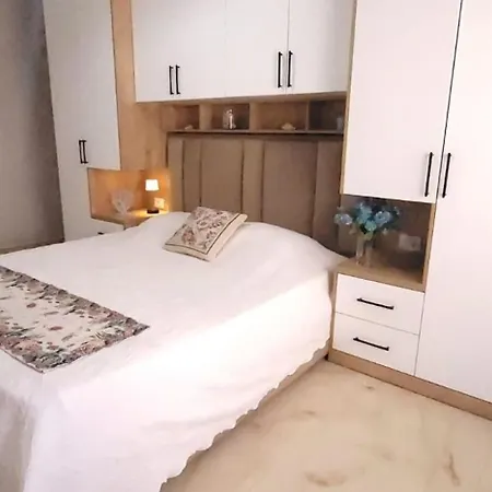 Prázdninový dům Perla 8 - Golem (Tirana)